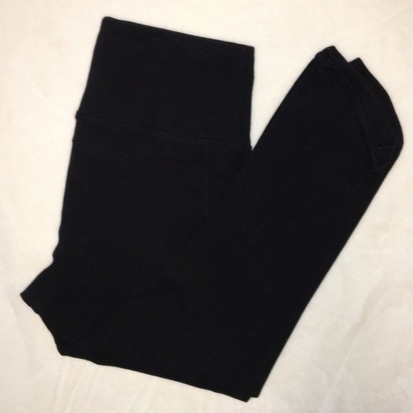 Athleta Pants - Athleta Mid Length Small Black Leggings w/ Pocket